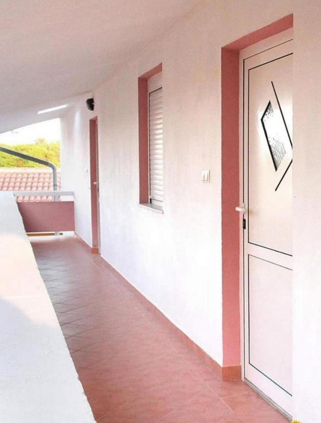 Apartments Vink วีร์ ภายนอก รูปภาพ